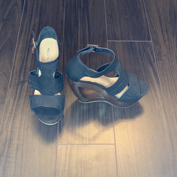 Wedge Sandel - Picture 1 of 4